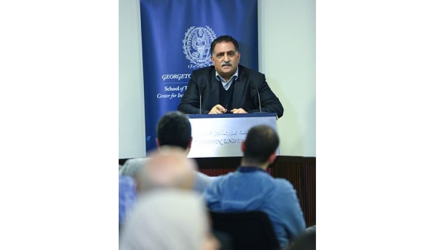 عزمي بشارة يتحدث في جامعة جورجتاون