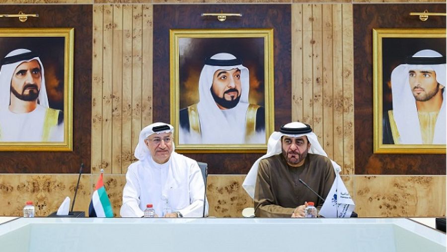  الدكتور منصور العور، رئيس جامعة حمدان بن محمد الذكية والدكتور عبد السلام المدني، رئيس اندكس القابضة والرئيس التنفيذي لإبداعات عربية.