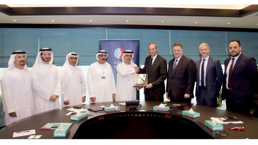 يمتد التعاون الناجح بين الشركتين ليشمل مختلف عمليات التسويق الزيوت إلى التوزيع للمنتجات البترولية.  
