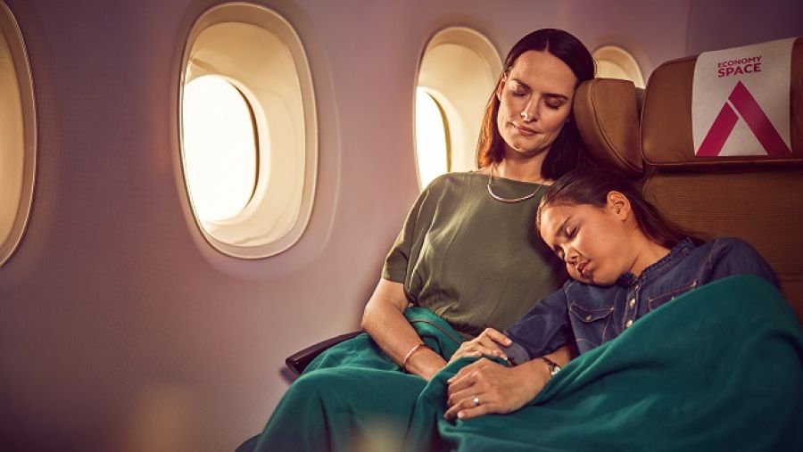 ستكمل الاتحاد للطيران إعادة ترتيب عشر طائرات من طراز إيرباص A380 بمقاعد السياحية الرحبة، والتي تتميز بزيادة في مساحتها تصل إلى 36 بوصة.