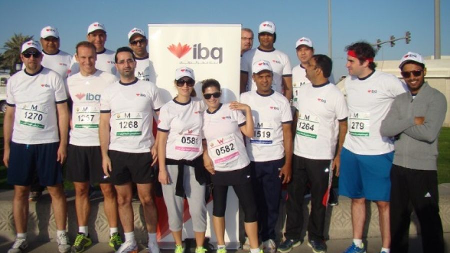 موظفوا بنك قطر الدولي (ibq) في سباق الجري السنوي