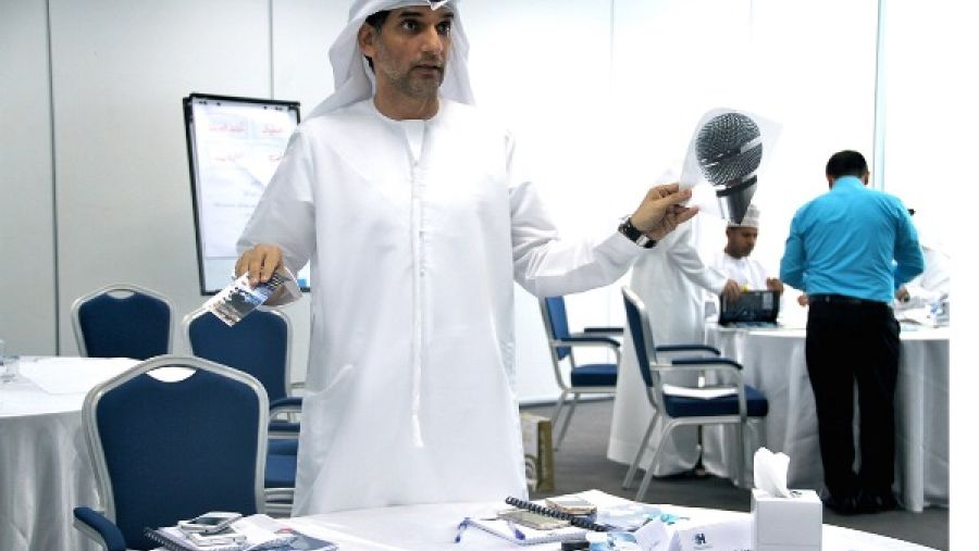 خلال الحدث