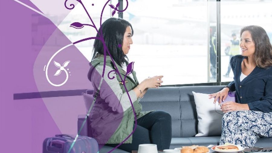 يمكن لجميع الأمهات المسافرات في 21 مارس 2017، التمتع بمجموعة من الامتيازات والراحة داخل صالة طيران الجزيرة المواجهة لبواباتها في مطار الكويت الدولي