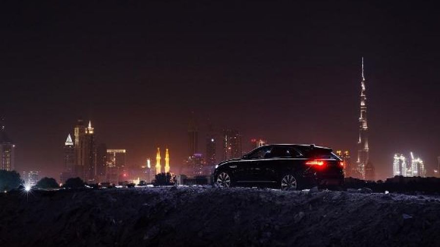 جاكوار تطلق "F-PACE" 