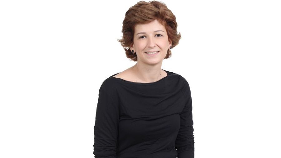 السيدة منال إحسان البدوي