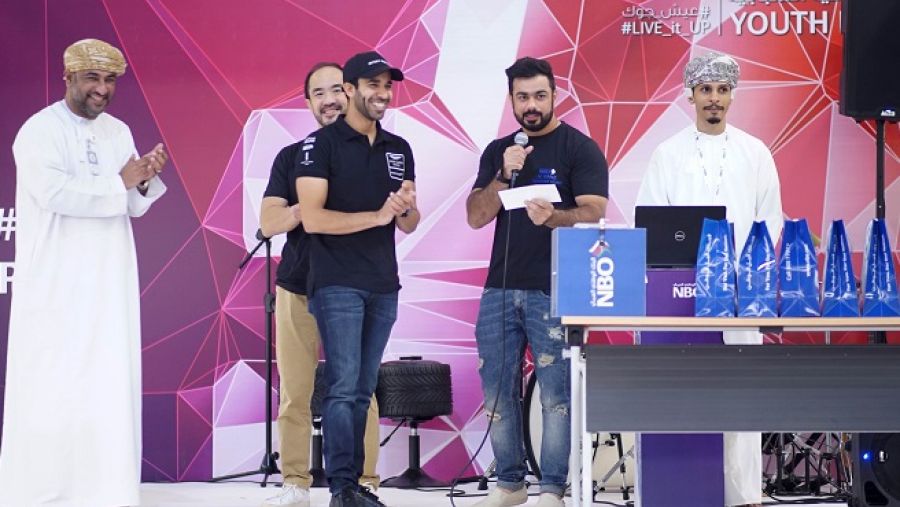 جاءت هذه الأمسية بحضور أكثر من 200 من عملاء البنك من الشباب الذين استمتعوا جميعاً بأوقاتٍ مميزة ضمت فقرات موسيقية ورياضية.