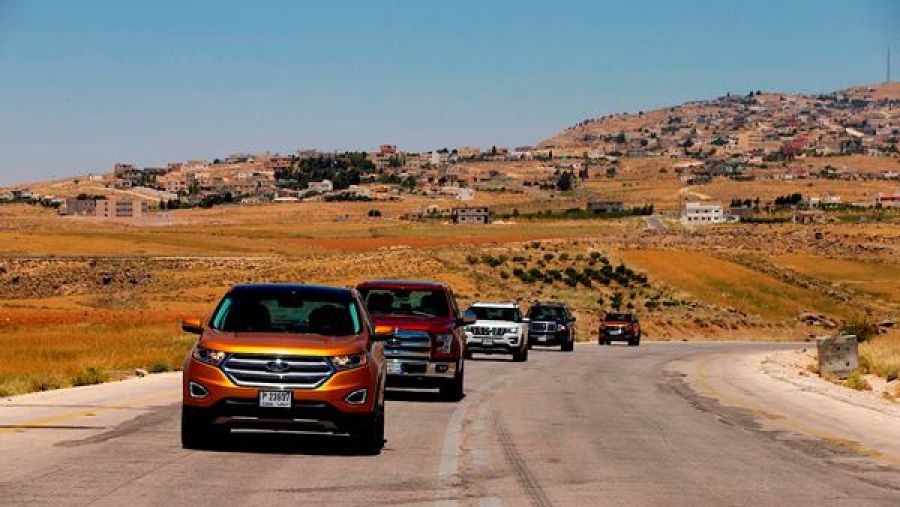 فورد تكرّر المسيرة التاريخية نحو العقبة على متن كامل مجموعتها العالمية من الشاحنات وسيارات SUV  