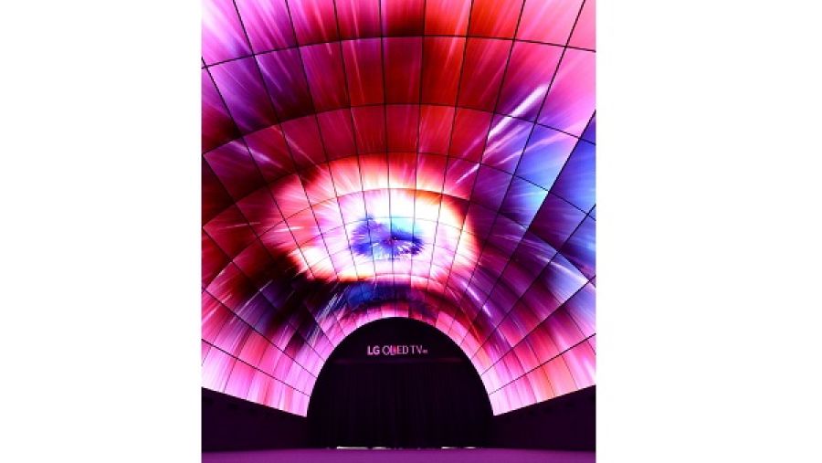 أكبر نفق OLED في العالم
