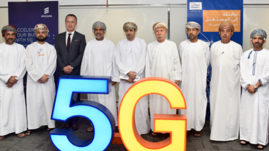 جانب من الاختبارات التقنية للجيل الخامس التي تشهدها عمانتل 