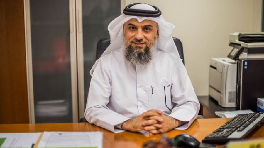 البروفيسور إبراهيم الجناحي-استشاري أول ورئيس قسم أمراض الرئة للأطفال والمدير التنفيذي لمركز البحوث الطبية بمؤسسة حمد الطبية.