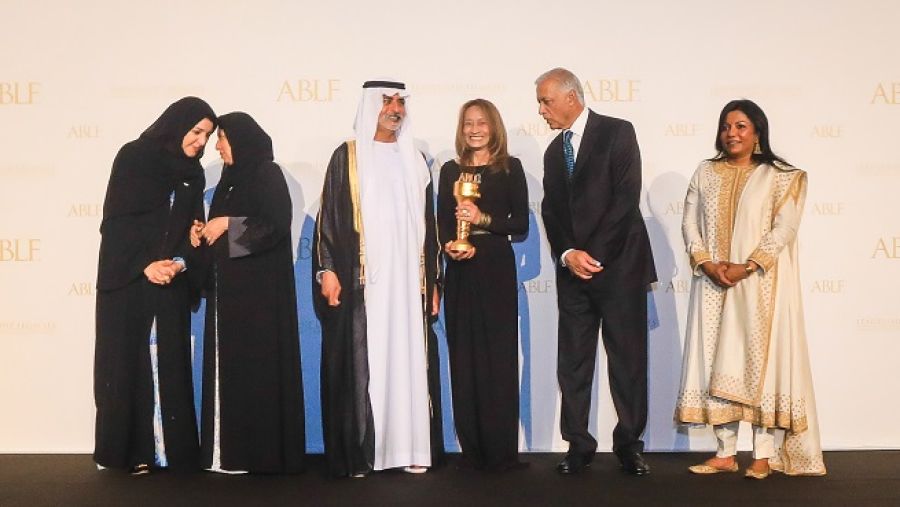 رافية إبراهيم، رئيسة إريكسون الشرق الأوسط وإفريقيا تستلم الجائزة