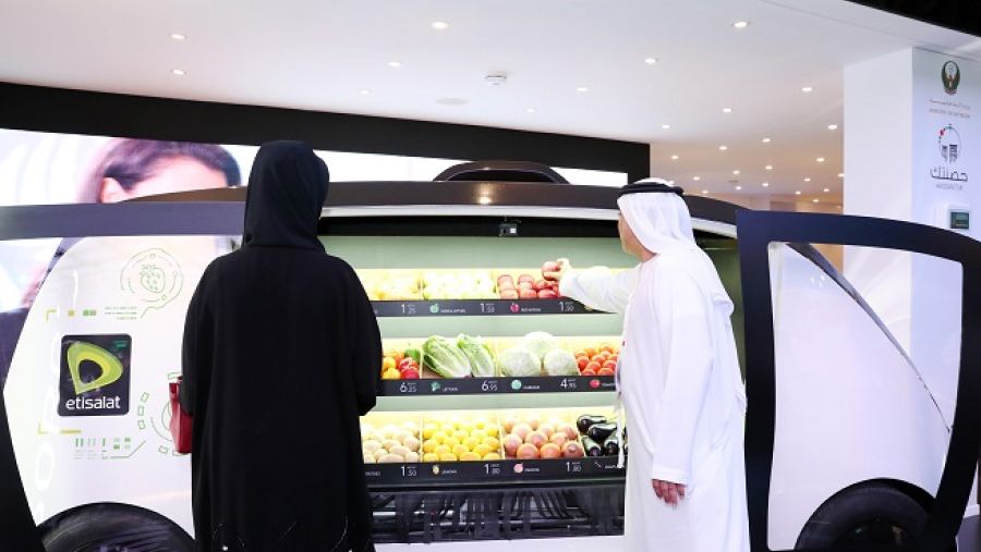 متجر روبومارت المتحرك هو أول بقالة ذاتية القيادة في العالم