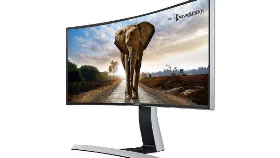 شاشة SE790C المنحنية من سامسونج