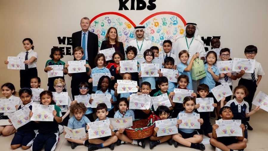المدرسة تنظم حملة تبرعات تحت شعار"أطفال الصومال: نشعر بكم.... ونهتم لأمركم"
لدعم أطفال الصومال وإنقاذهم من المجاعة