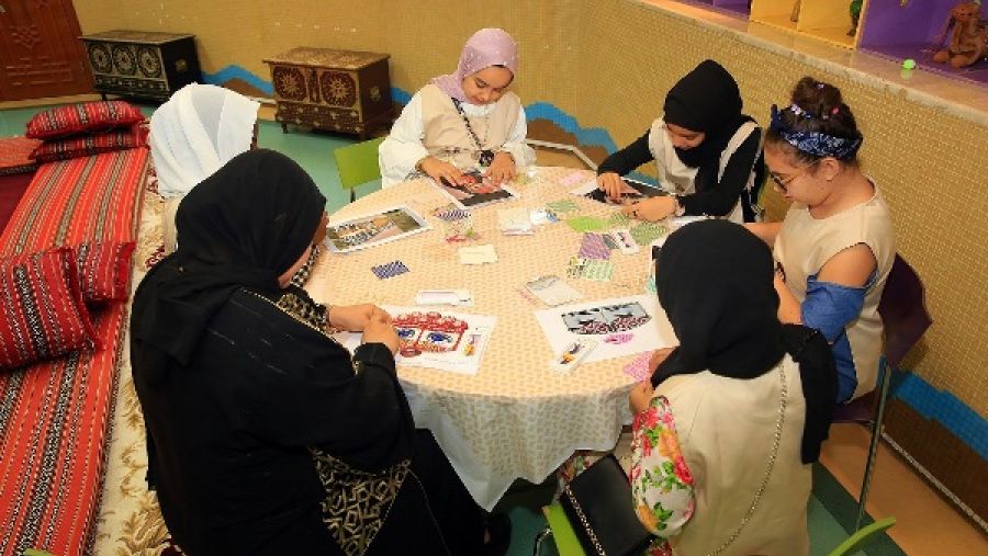 يهدف هذا الحدث إلى توعية جميع شرائح المجتمع حول تراث الإمارات وقيمها وتقاليدها.
