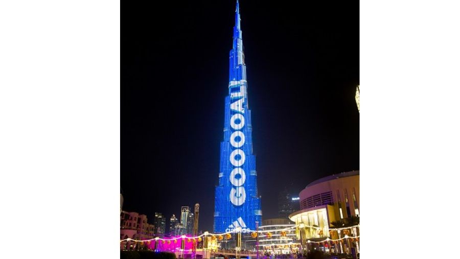 يمثل العرض احتفالية بالأنوار والألوان وتم تصميمه لمشاركة أجواء الحماس والتشويق التي تظلل البطولة مع المتابعين حول العالم.