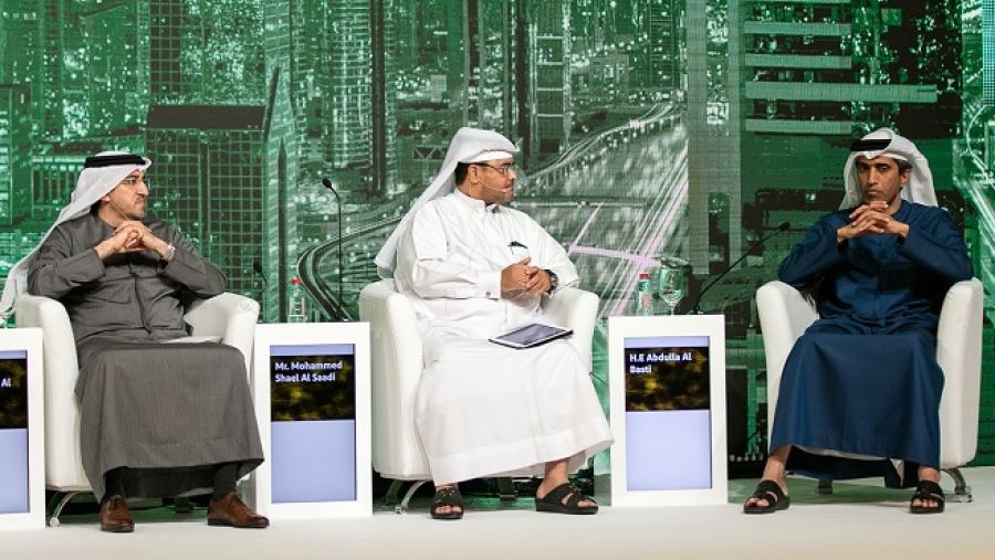 محمد شاعل السعدي خلال الجلسة النقاشية