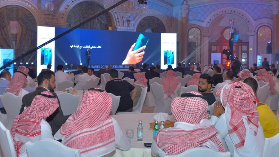 حفل تكريم شركاء هواوي في فندق الريتز كارلتون في مدينة الرياض