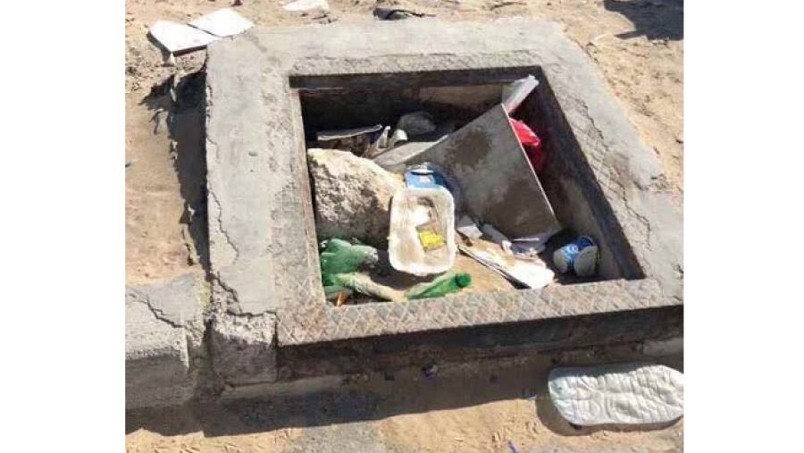 أغطية تصريف مياه الأمطار.