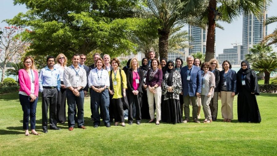 لقطة لموظفي "ويش" مع العاملين في حقل الرعاية الطبية الذين شاركوا في البرنامج الأكاديمي التدريبي العالمي للقيادات الشابة العاملة في قطاع سلامة المرضى الأسبوع الماضي