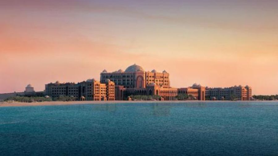 تم إطلاق هذا العرض الصيفي لتوفير إقامة عائلية ملكية، حيث يمكن لأفراد العائلة الاستمتاع بأجمل الأوقات في أجواء حافلة بالرفاهية مع العرض الحصري