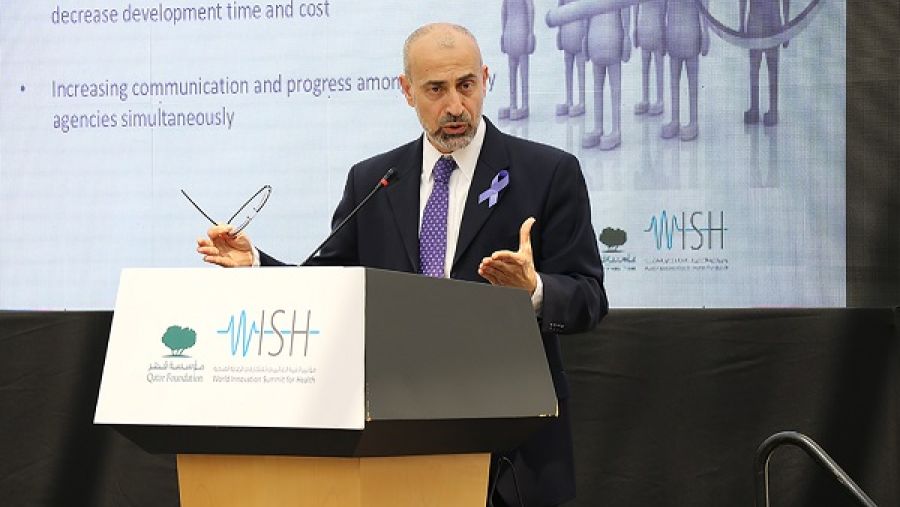 الدكتور وليد قرنفلة، مدير البحوث والدراسات في مؤتمر "ويش"، يتحدث عن بحوث "ويش" حول مرض الخرف لحينه