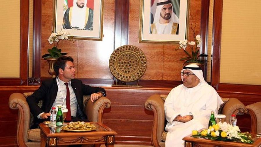لقاء معالي الوزير مع نظيره الكندي