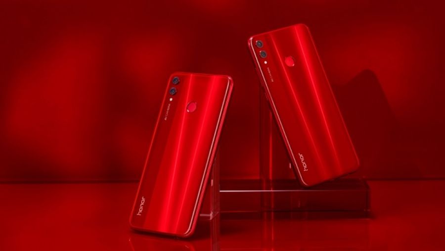 تم تطوير اللون الأحمر لهاتف Honor 8X بحيث يتناسب مع جيل الشباب.