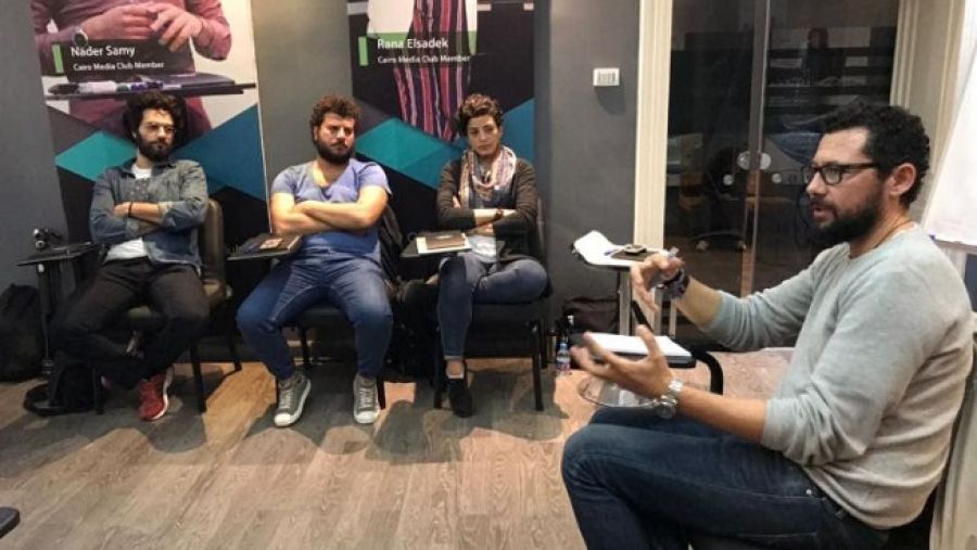 جانب من ورشة العمل مع مدير التصوير أحمد المرسي.