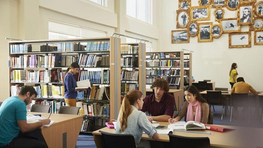 جامعة الإمارات للطيران تشارك في معرض التعليم الدولي 2018