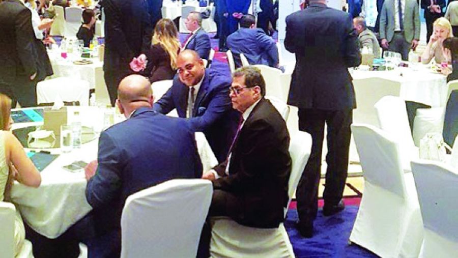 خلال الحدث