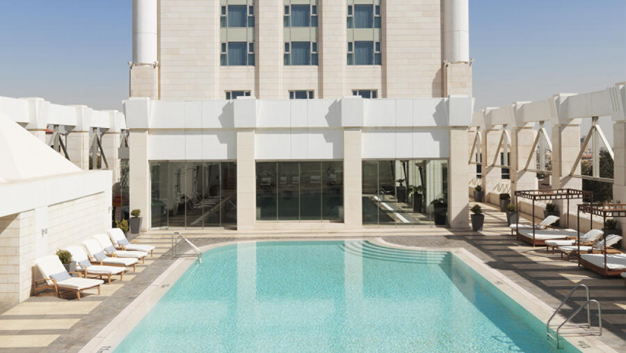 Four Seasons Hotel Amman Takes Home Business Traveller Middle East Award for Best Business Hotel in Amman 