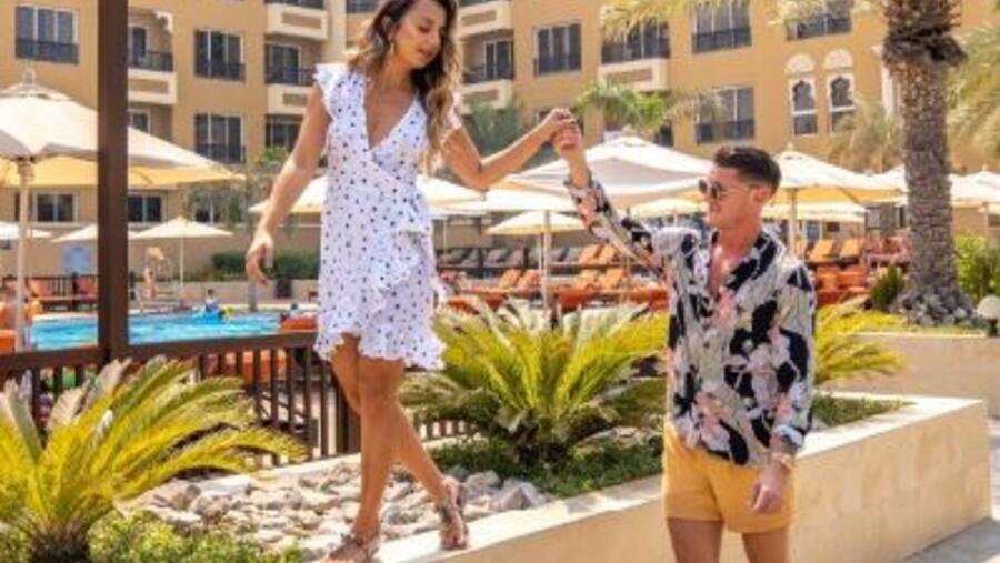 عروض يوم الحب في ريكسوس باب البحر برأس الخيمة