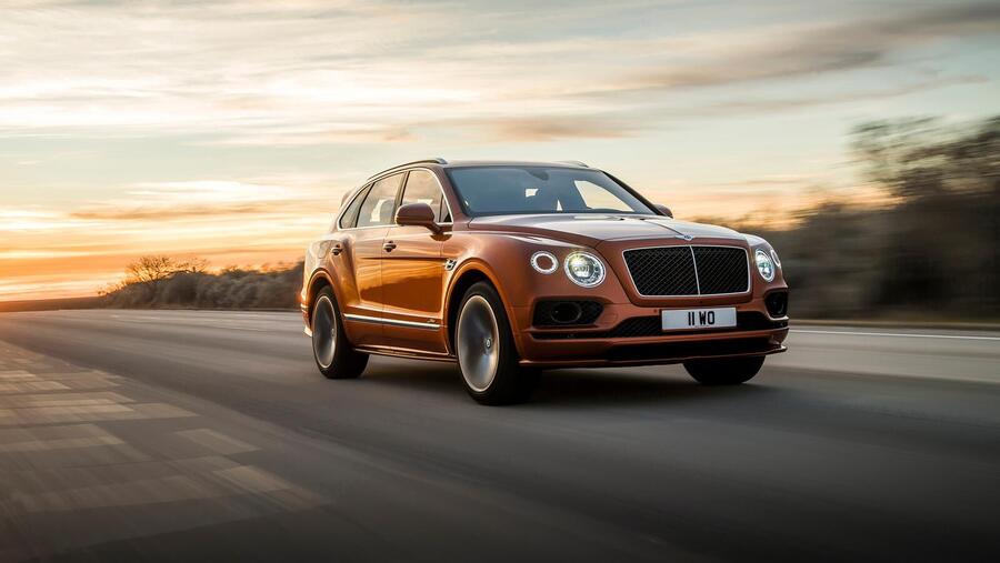 Bentayga مركبة تمثّل قمّة الفخامة في قطاع المركبات الرياضية متعدّدة الاستعمالات الفاخرة
