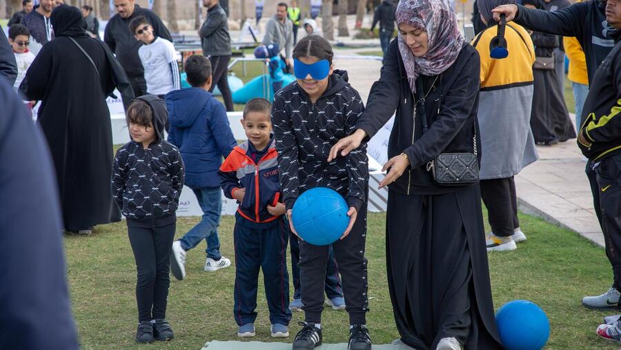 صاحبة السمو الشيخة موزا بنت ناصر تشارك في فعاليات اليوم الرياضي للدولة في مؤسسة قطر