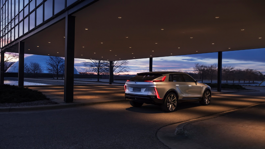 ’كاديلاك الشرق الأوسط‘ ترسم الخطوط العريضة لاستراتيجيتها الكهربائية بالكامل وطويلة الأمد للمنطقة والتي تقودها مركبة ’كاديلاك ليريك‘