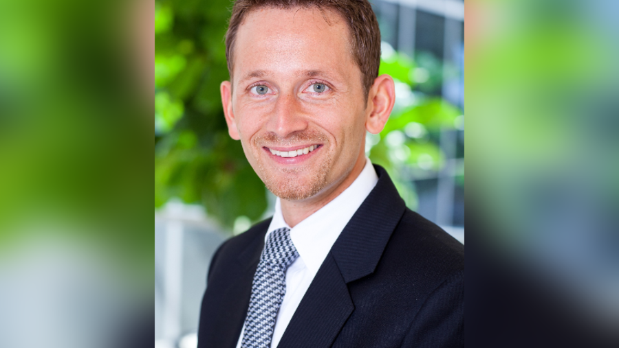 63% من الموظفين الإماراتيين على استعداد للتدرب من أجل تبني مسار وظيفي مختلف إثر تزايد المخاوف من أتمتة الوظائف في مرحلة ما بعد الوباء 