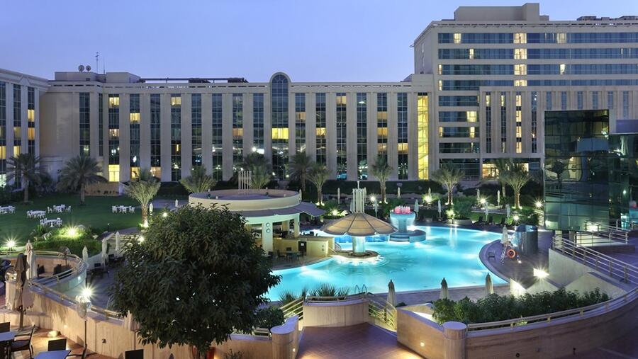 Oasis Pool Bar