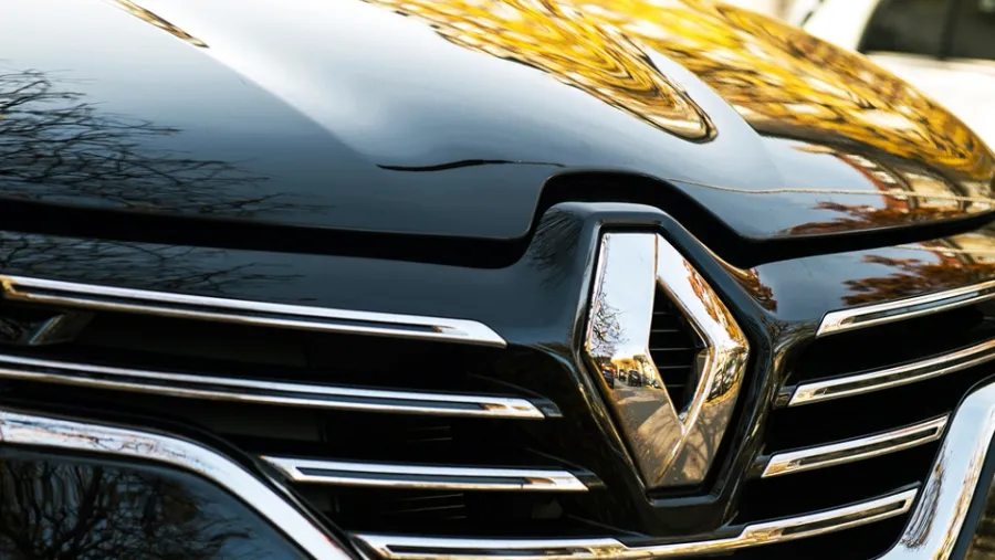 Renault of Arabian Automobiles partners with ADCB, presents customers 72 hours of exceptional deals