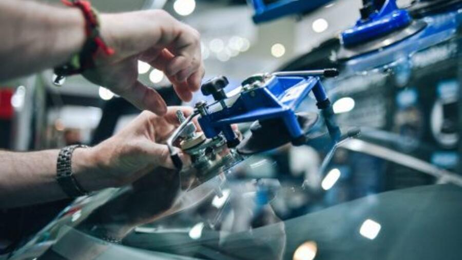 جائحة كوفيد-19 تعزز حركة التجارة الإلكترونية ومستويات الإقبال على السيارات المستعملة وخدمات ما بعد البيع