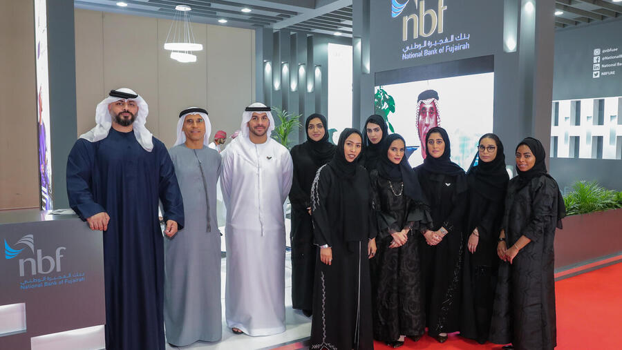 تركّز استراتيجية الموارد البشرية في بنك الفجيرة الوطني على دعم طموحات شباب الدولة المهنية وتطوير مهاراتهم ودعمهم من أجل تولي أدوار قيادية في البنك