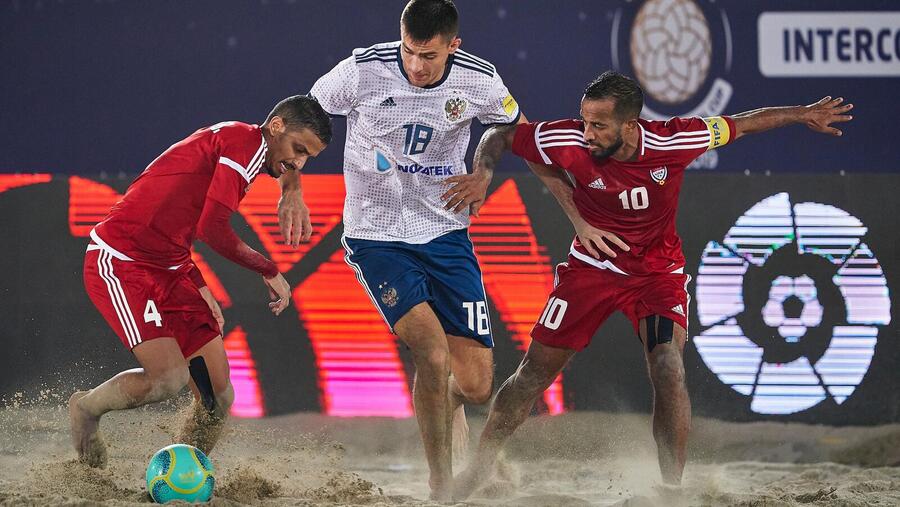 أبيض الشواطئ يتقدم المنتخبات في بطولة كأس القارات على شاطئ كايت بيتش