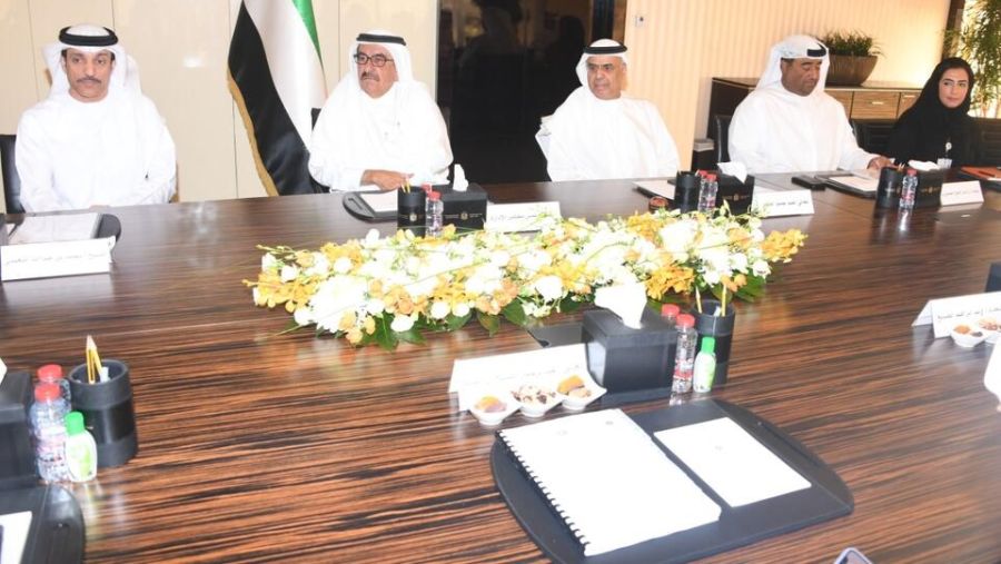 حمدان بن راشد: النظام الضريبي حقق العديد من أهدافه لتنويع مصادر الدخل 