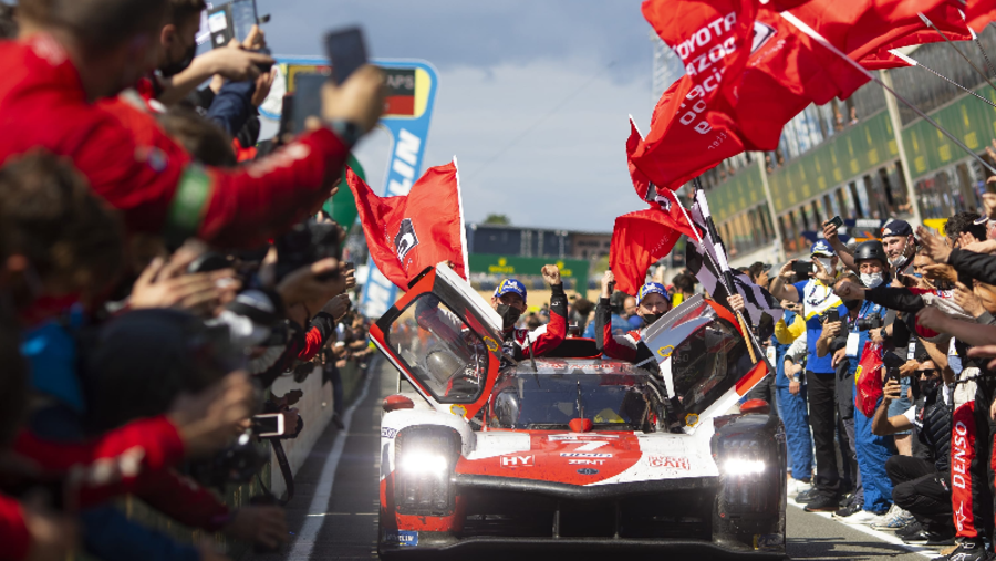 تويوتا تصنع التاريخ وتفوز بسباق "لومان 24 ساعة" للمرة الرابعة على التوالي