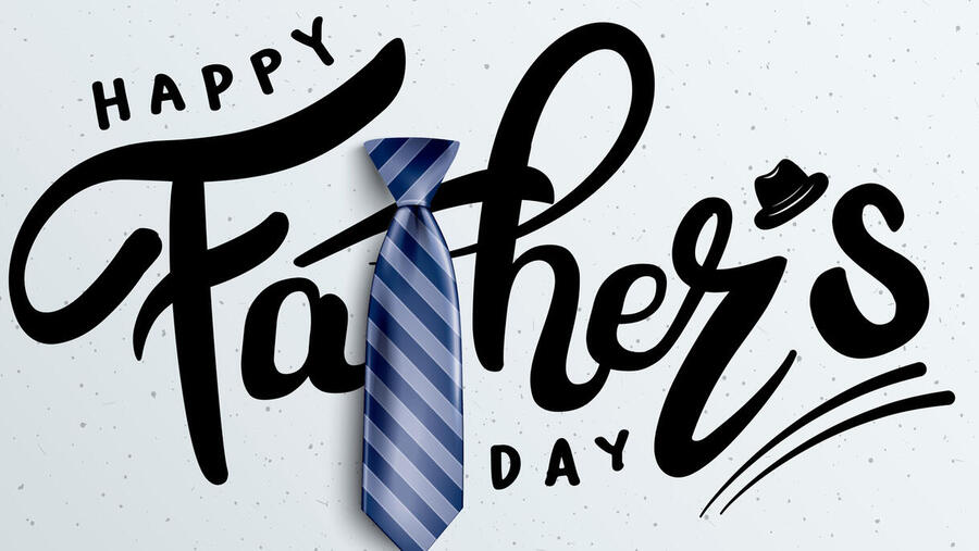 4 هدايا لإدخال البهجة إلى حياة الآباء في عيدهم