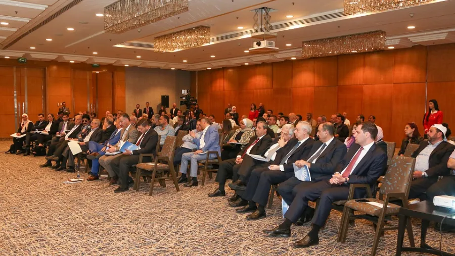 خلال الحدث