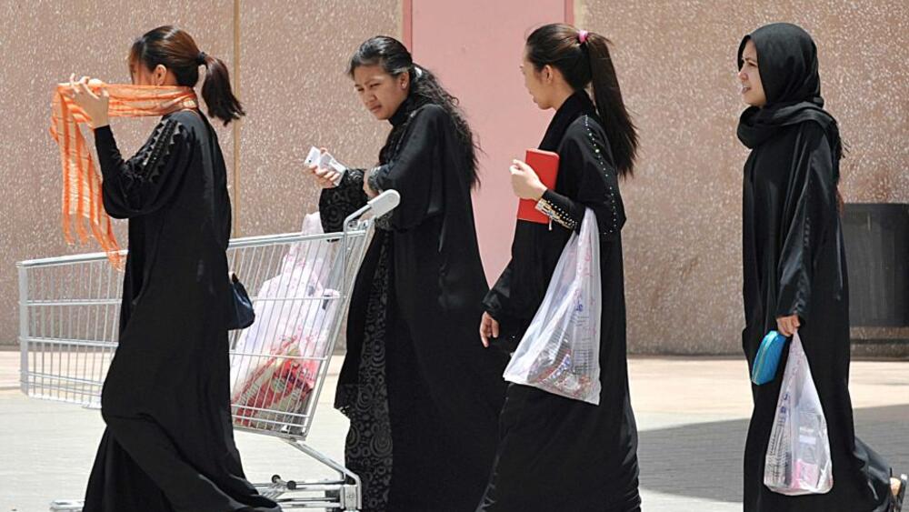 Saudis told to keep an eye on the help following maid’s attack on