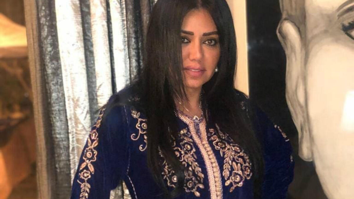 Rania Youssef chose a Moroccan black caftan, but it was not that distinctive