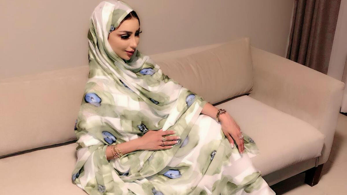 The Moroccan singer appeared in an attractive outfit in multiple pictures and videos on her Instagram account Source dunia batma Instagram