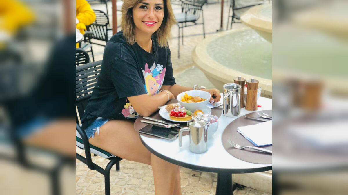 Menna dinning in Cannes Source @manoushafadali instagram